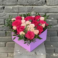 Цветочная композиция из Розы в коробке в Барнауле