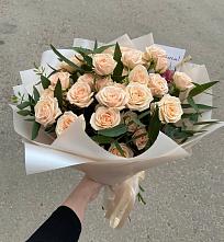 Букет Кремовые розы Латте в Барнауле
