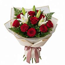 Букет цветов из:  Лилии и Розы в Барнауле