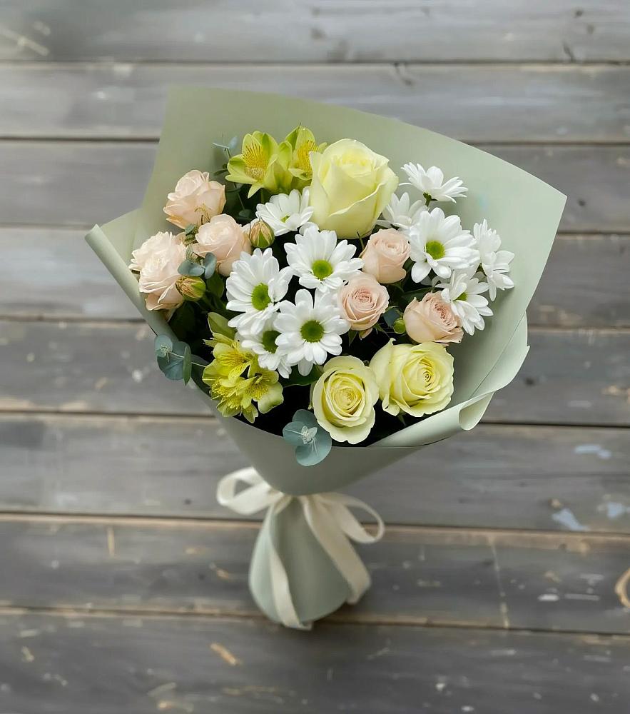 Букет цветов из: Альстромерии, Розы и Хризантемы в Барнауле