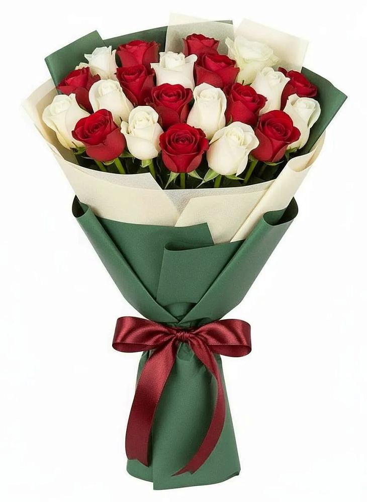 Букет Микс из красных и белых роз в Барнауле