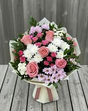 Букет цветов из:  Альстромерии, Гвоздики, Розы и Хризантемы в Барнауле