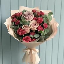 Букет цветов из:  Гвоздики и Розы в Барнауле