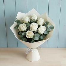 Букет Белые розы в Эвкалипте в Барнауле